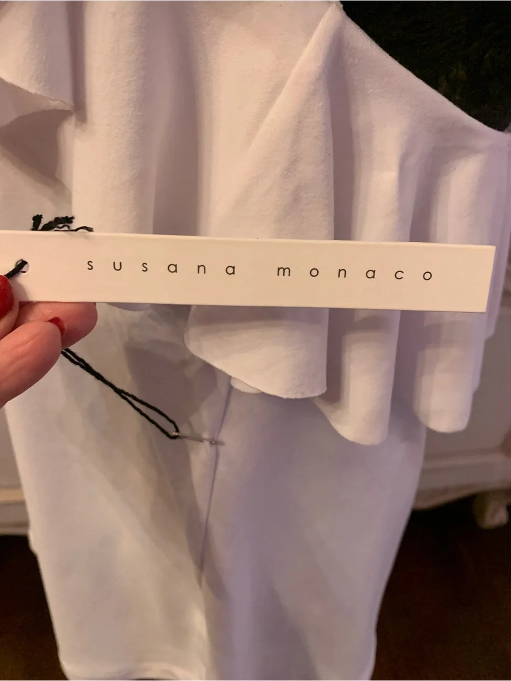 Susana Monaco White Ruffle Tie Back Top Size M NWT - Picture 9 of 11